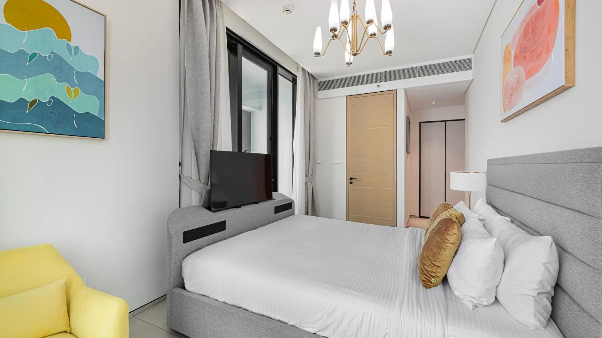 Daniels 3Br Plus Maids Room In Address Jbr Dubai Eye View 0*,