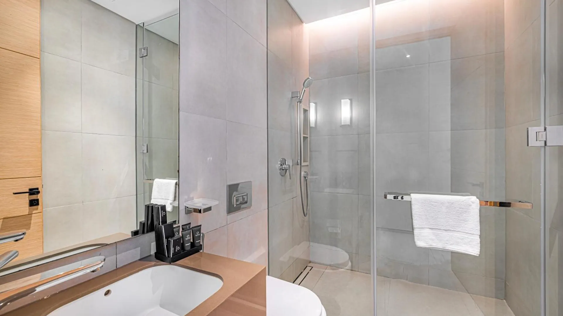 Holiday home Daniels 3Br Plus Maids Room In Address Jbr Dubai Eye View United Arab Emirates